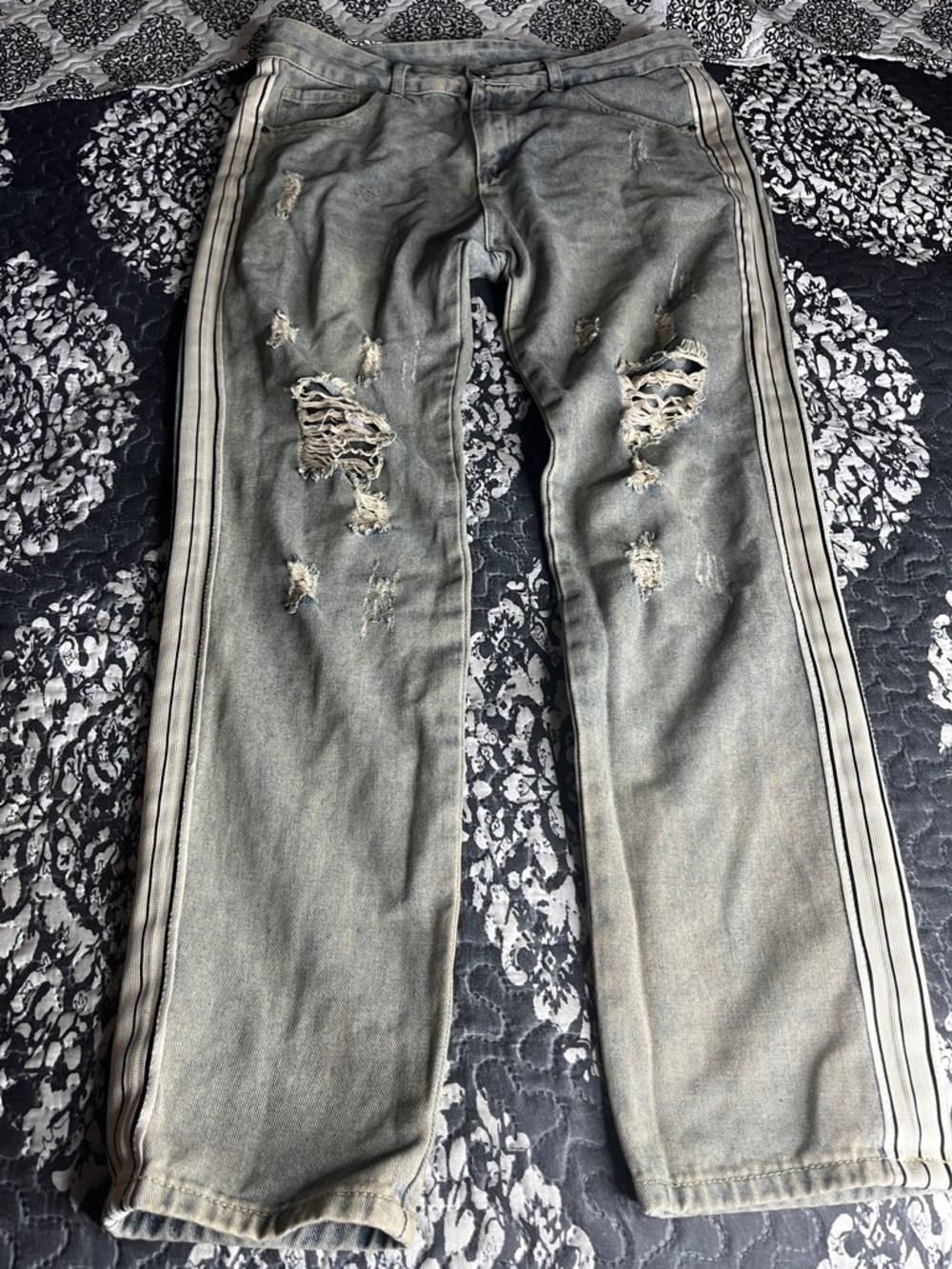 Denim&Co Distressed Gray Bootcut Jeans with Side Stripes